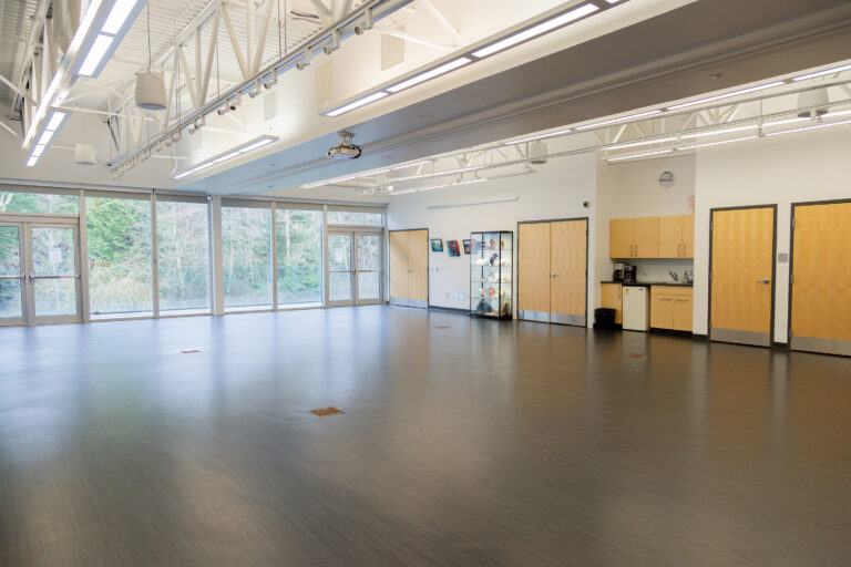 Semiahmoo Arts - Turnbull Gallery